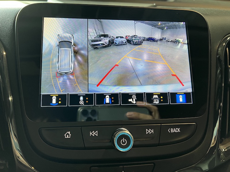 The HD 360 surround view camera in the Chevy Equinox. Photo: Scotty Reiss