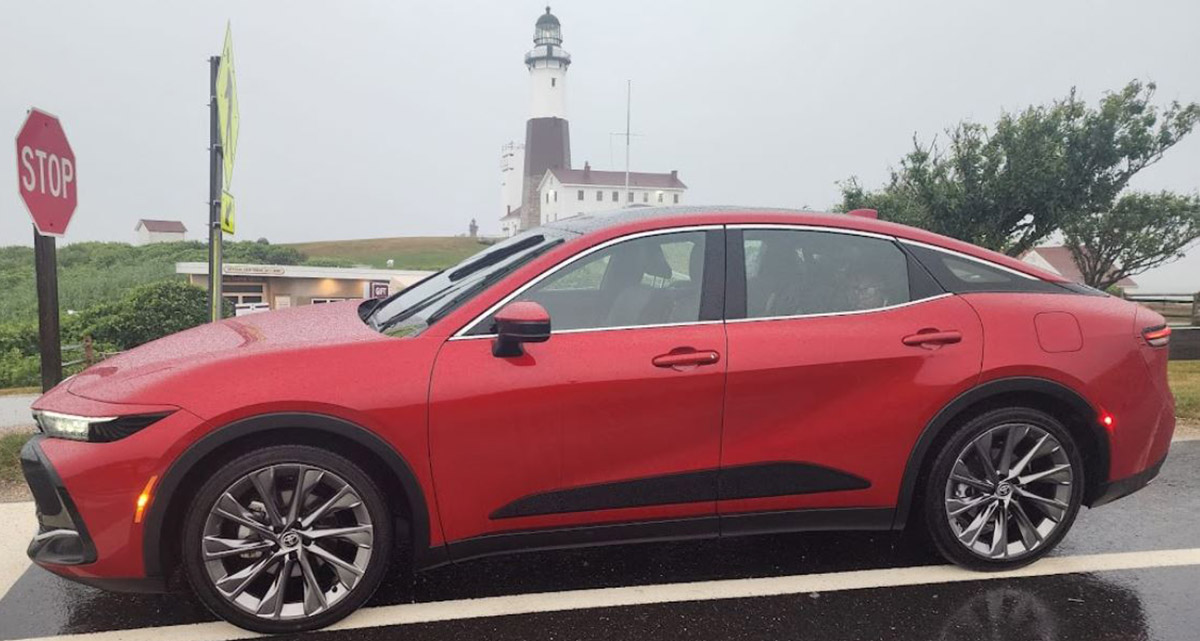 Buy This Not That: The Hottest Luxury Cars, and Sensible (but Luxe) Alternatives 12 We Made It To Montauk Lighthouse! The Toyota Crown Compliments It Nicely! Photo: Kim S.