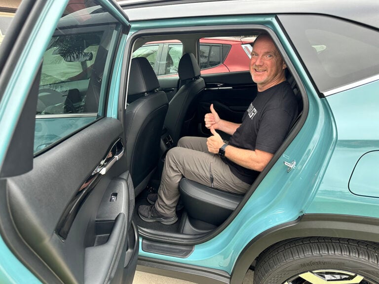 13 Things to Know—and Do—After a Car Accident 3 There Is A Ton Of Room For Rear Passengers -