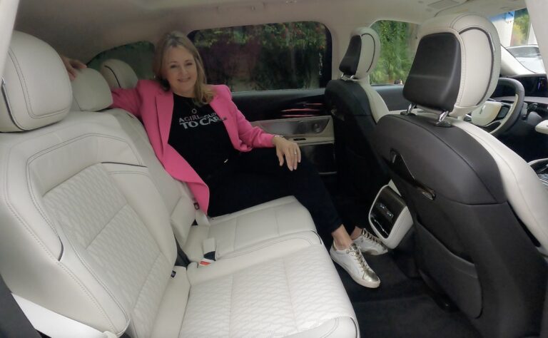 Lincoln Corsair vs Nautilus: How These Luxury SUVs Are Different, Similar and Which is Better 13 The Roomy Rear Seat In The 2024 Lincoln Nautilus