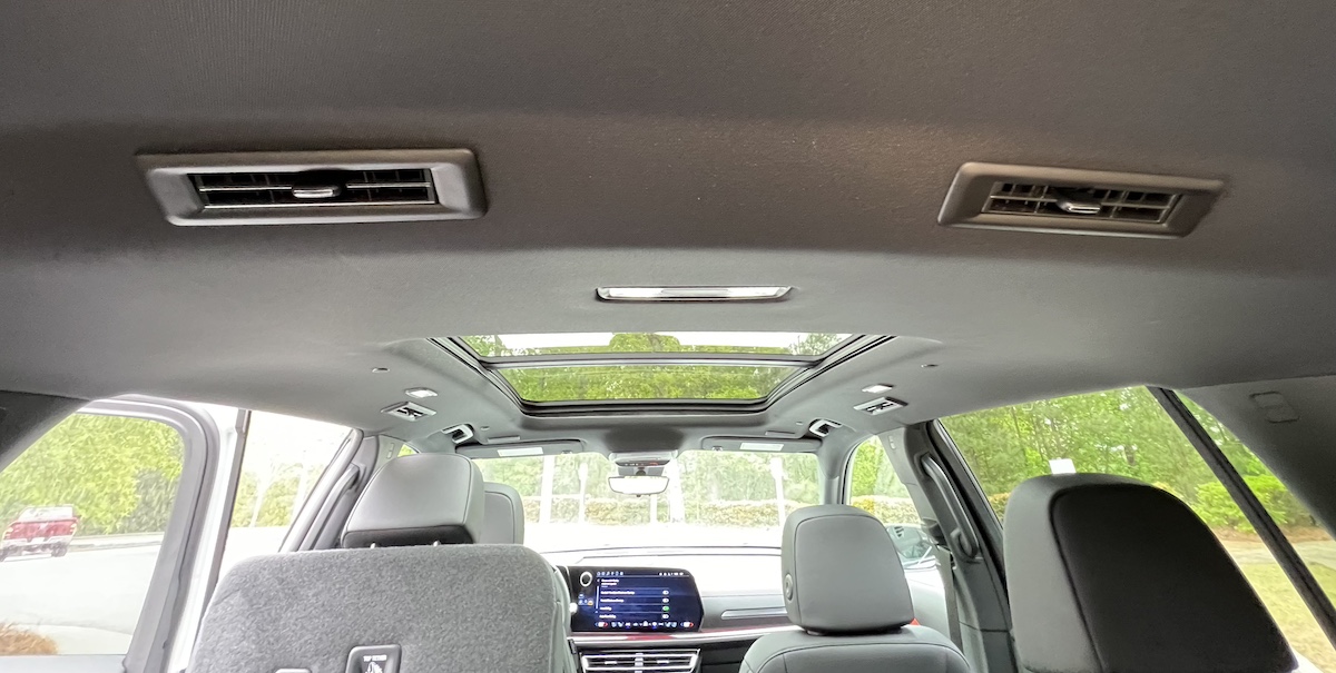 The 2024 Chevrolet Traverse Redesign: Why This Family SUV Is the Best Yet 12 Rear Vents In The Ceiling Are Gold In The Chevrolet Traverse