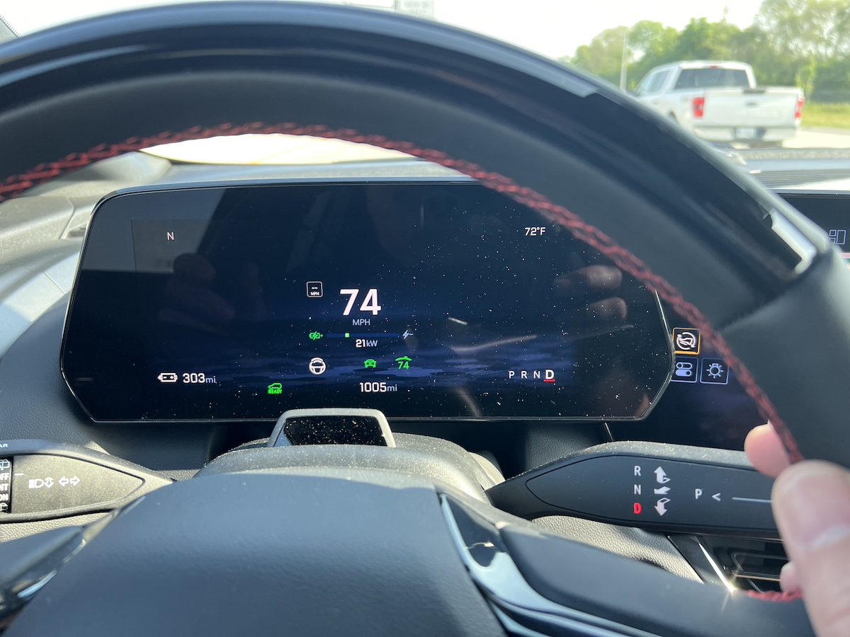 2024 Chevrolet Equinox EV First Drive: There’s A Lot to Love In This Compact Electric SUV 10 Super Cruise Is Noted On The Driver Display And Also By The Bar On The Steering Wheel Which Lights Up To Show Its Status