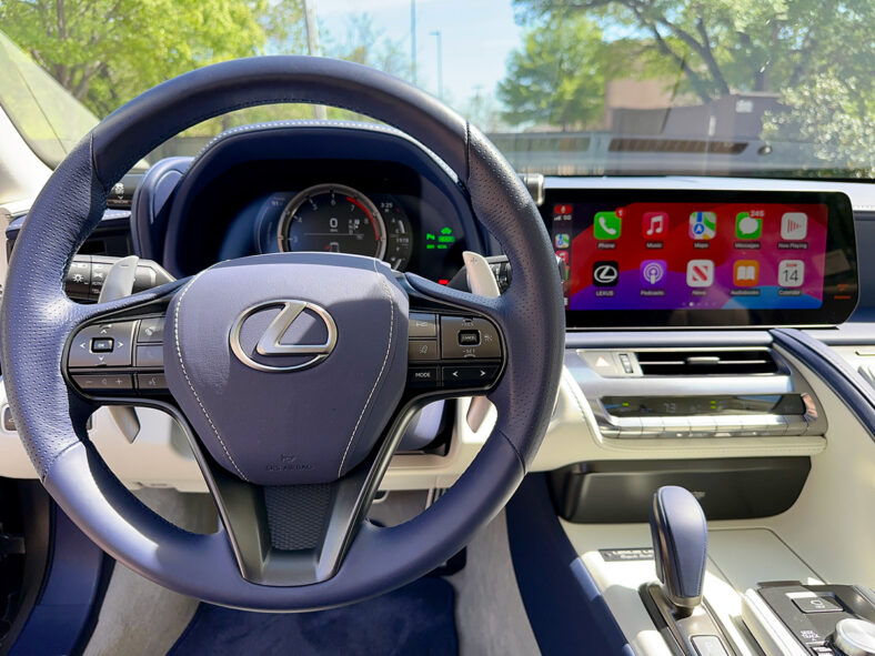 Lexus LC500h car reviews