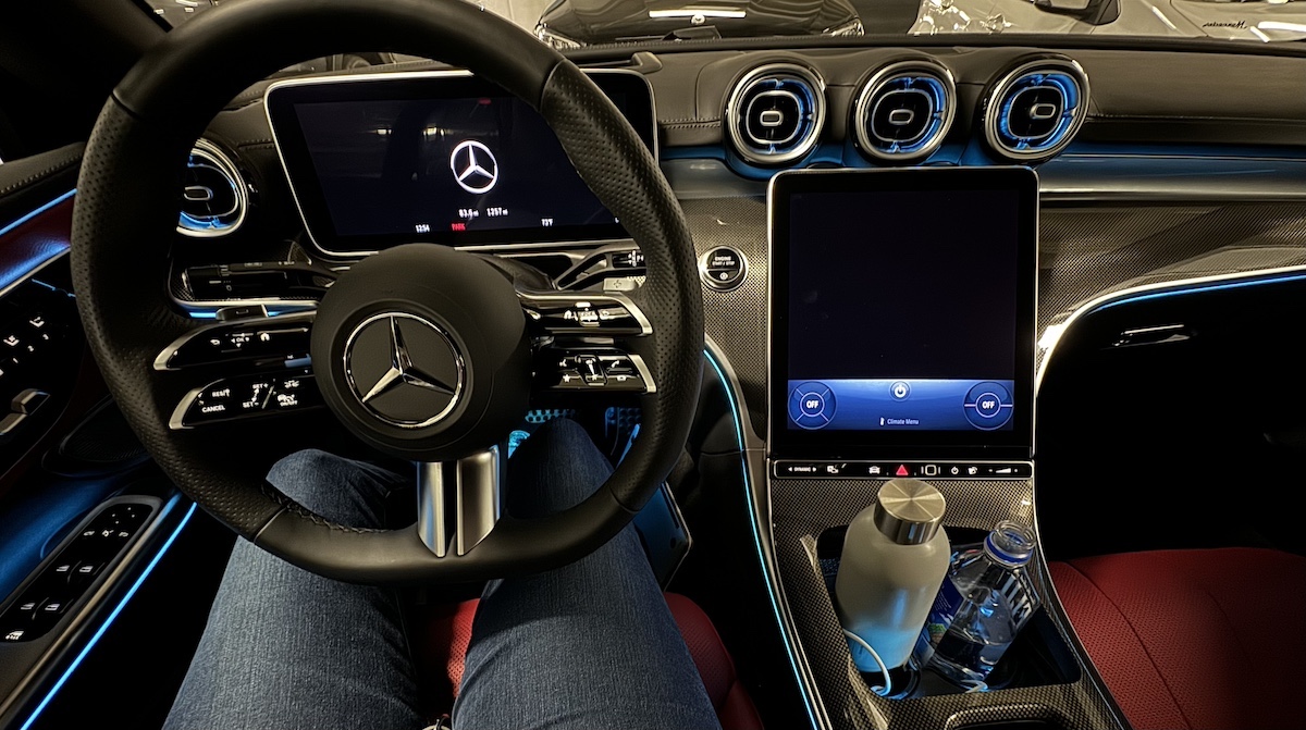 Ambient Lighting And Backlit Controls In The Mercedes-Benz Cle