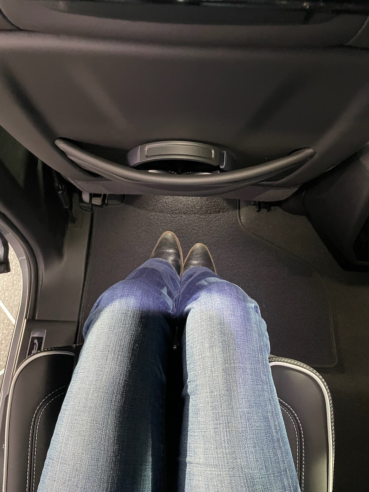 Legroom In The Second Row In The 2025 Gmc Yukon