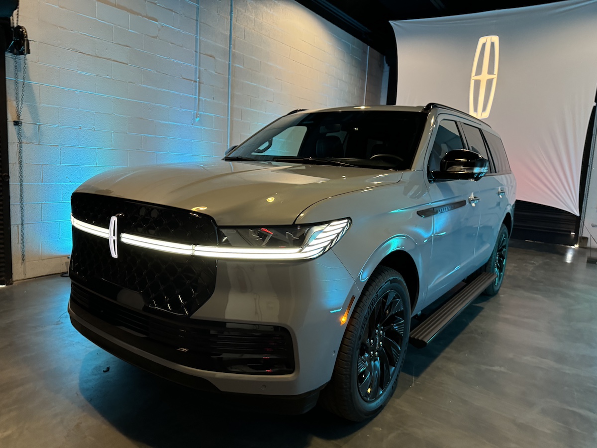 The Front Light Bar And Illuminated Lincoln Badge