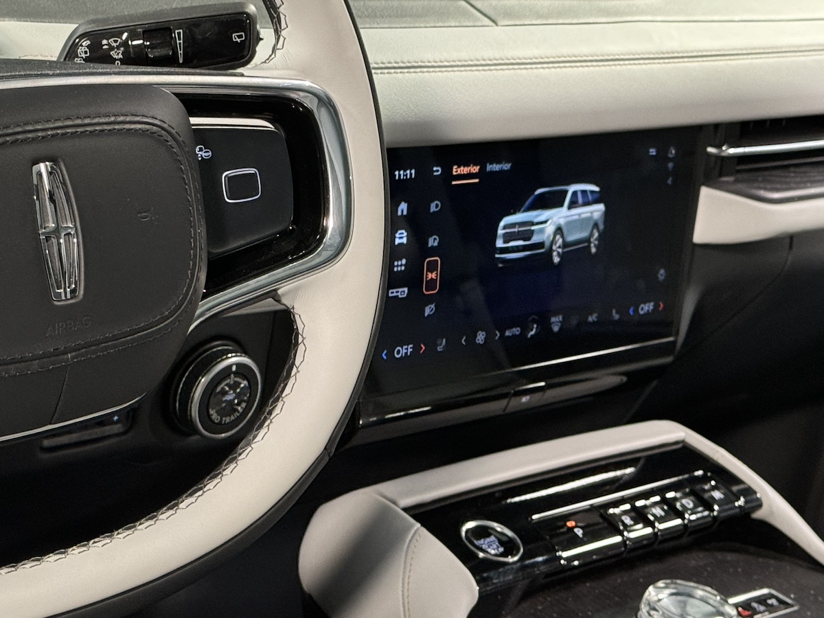 The Squircle Steering Wheel And Central Control Panel 2025 Lincoln Navigator