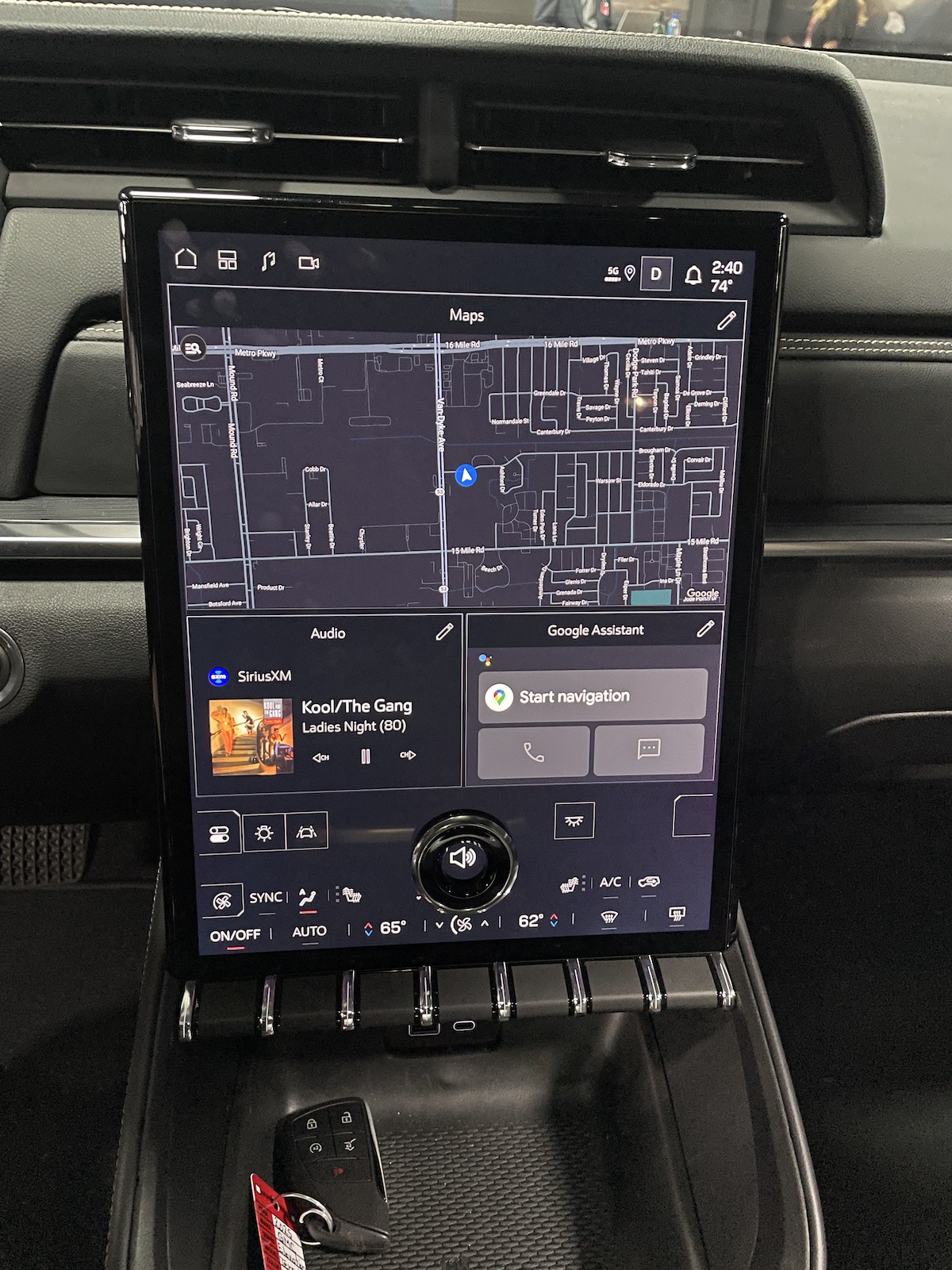 The Vertical Multimedia Screen In The 2025 Gmc Terrain