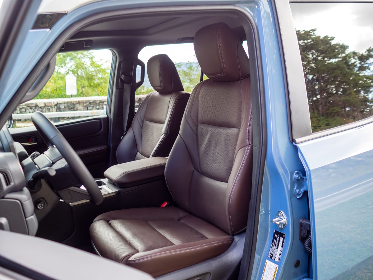 The 2024 Land Cruiser is a Pleasant Blast from the Past 4 2024 Toyota Land Cruiser-07