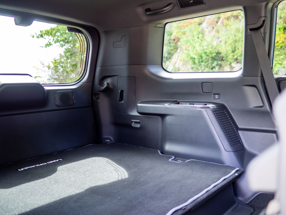 The 2024 Land Cruiser is a Pleasant Blast from the Past 12 2024 Toyota Land Cruiser-07