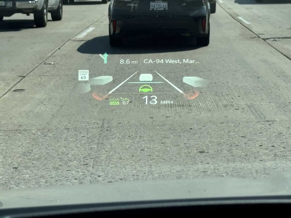 Head Up Display In The 2025 Kia Carnival