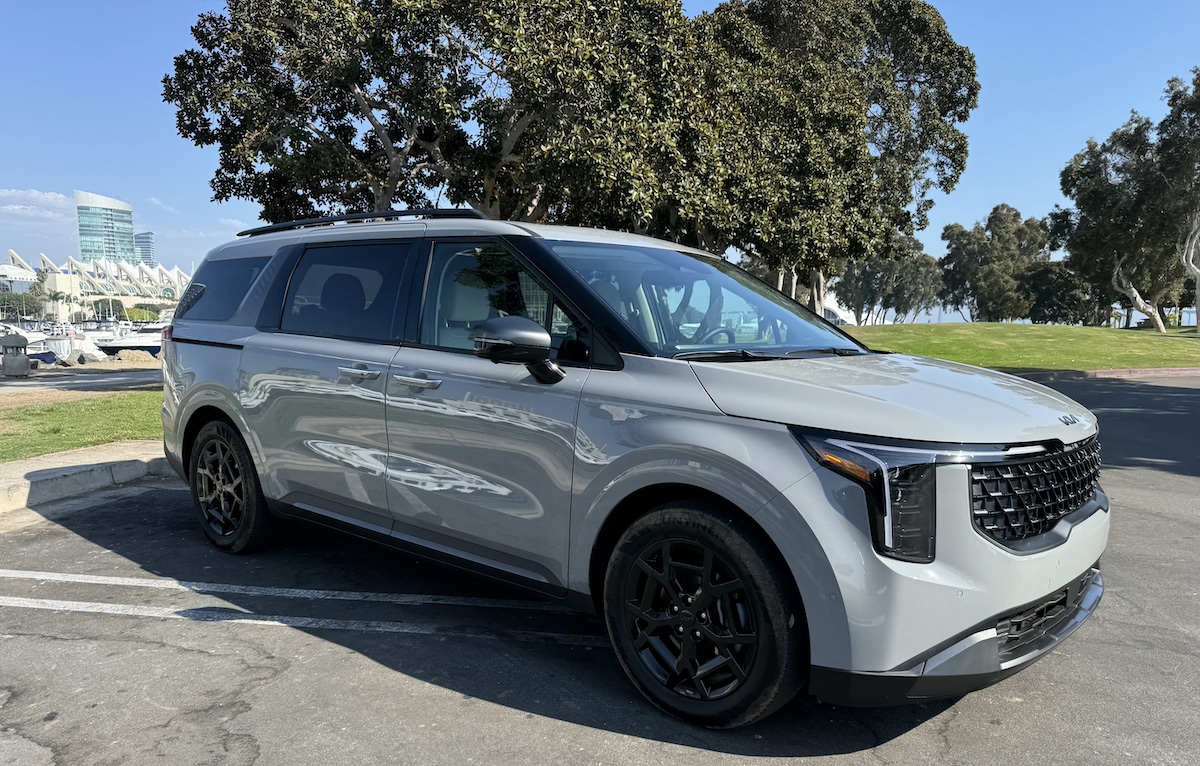 Minivans Just Got Really Interesting. Here's Why You Should Check Your Ego and Take Look 5 The 2025 Kia Carnival Has A More Suv Like Look