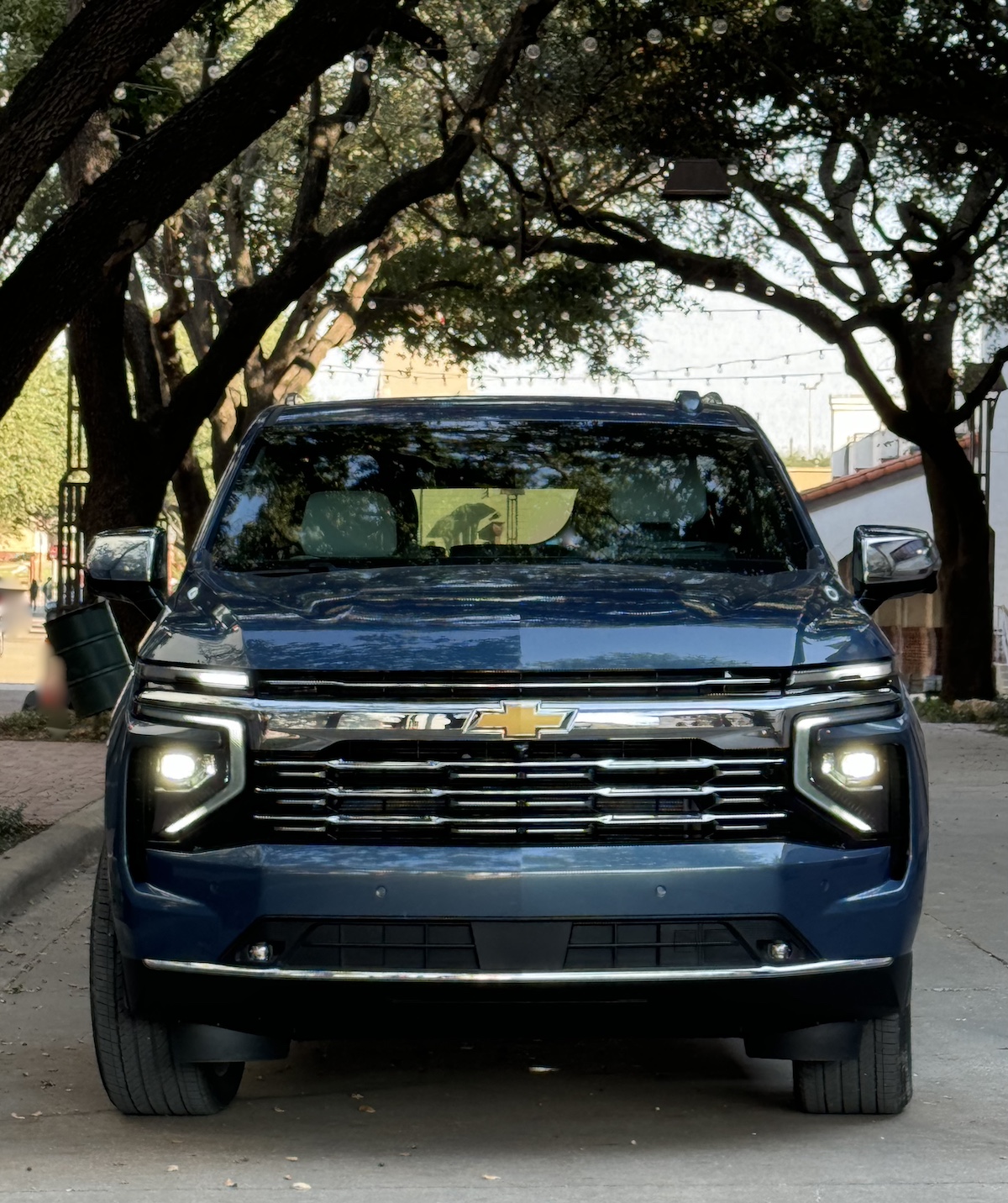 2025 Chevrolet Tahoe and Suburban: A Minor Makeover For an Even More Classic 8-Seater SUV 4 The New Front Face Of The 2025 Chevrolet Tahoe And Suburban