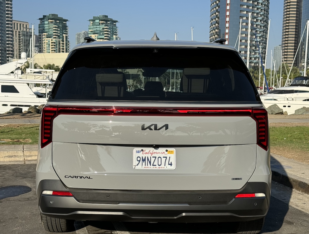The Rear End Of The 2025 Kia Carnival