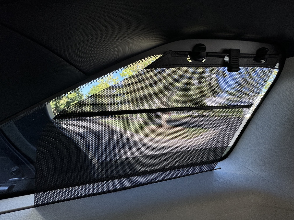 Window Screens In The 3Rd Row Of The 2025 Toyota Sienna