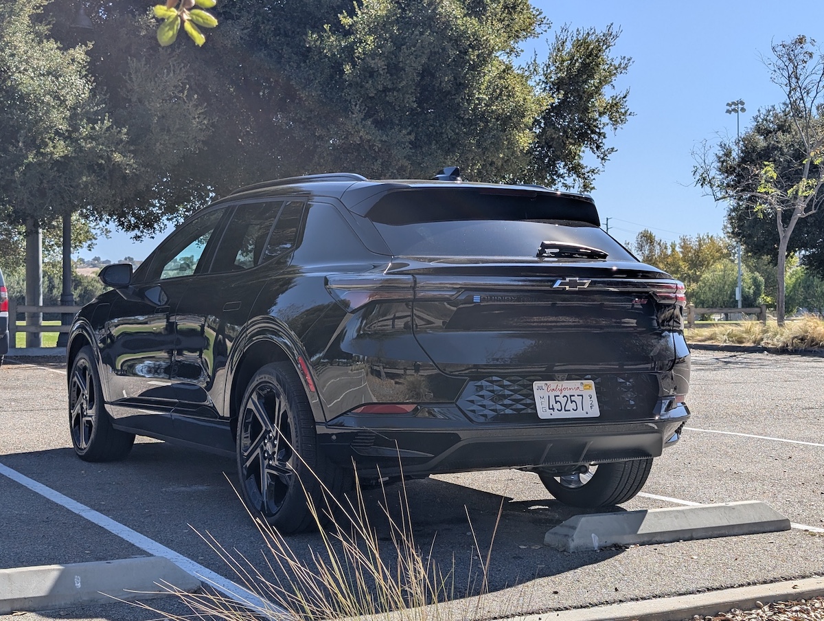 2024 Chevrolet Equinox Ev Rs Rear View