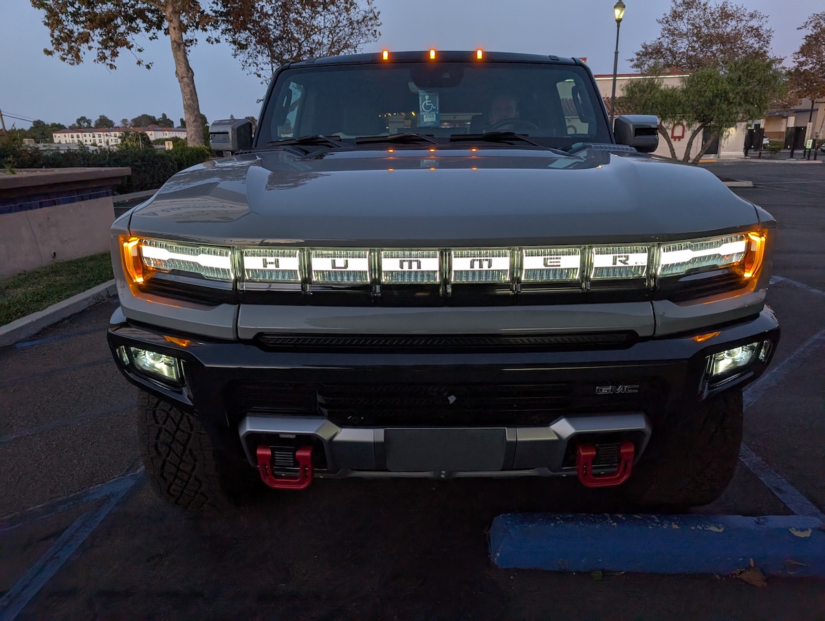 2025 Hummer Ev Suv Front Illuminated Lightbar