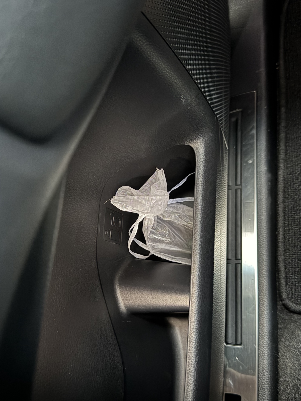 Crystals In Door Panel Crystals In The Car