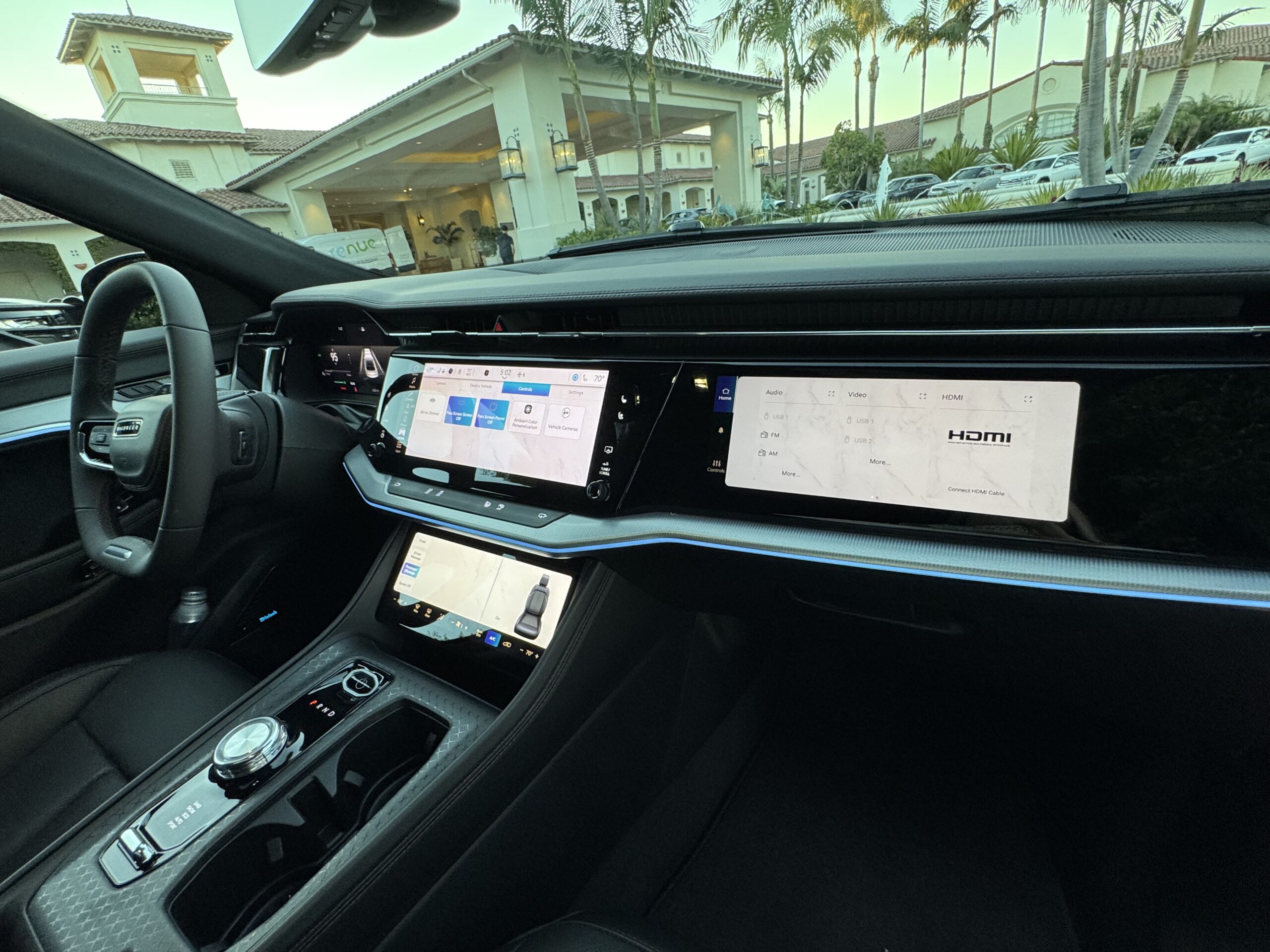 The Front Screens In The Jeep Wagoneer S