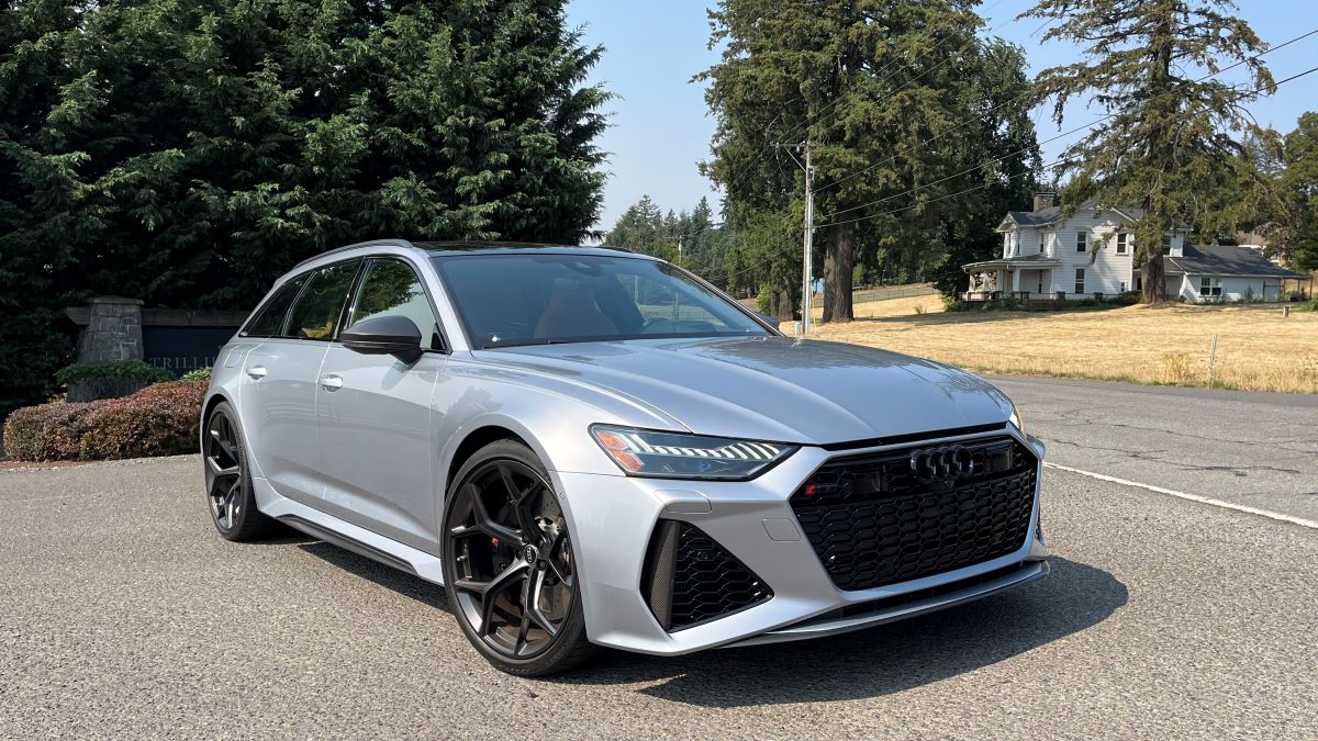 The 2024 Audi Q8 E-Tron Quattro