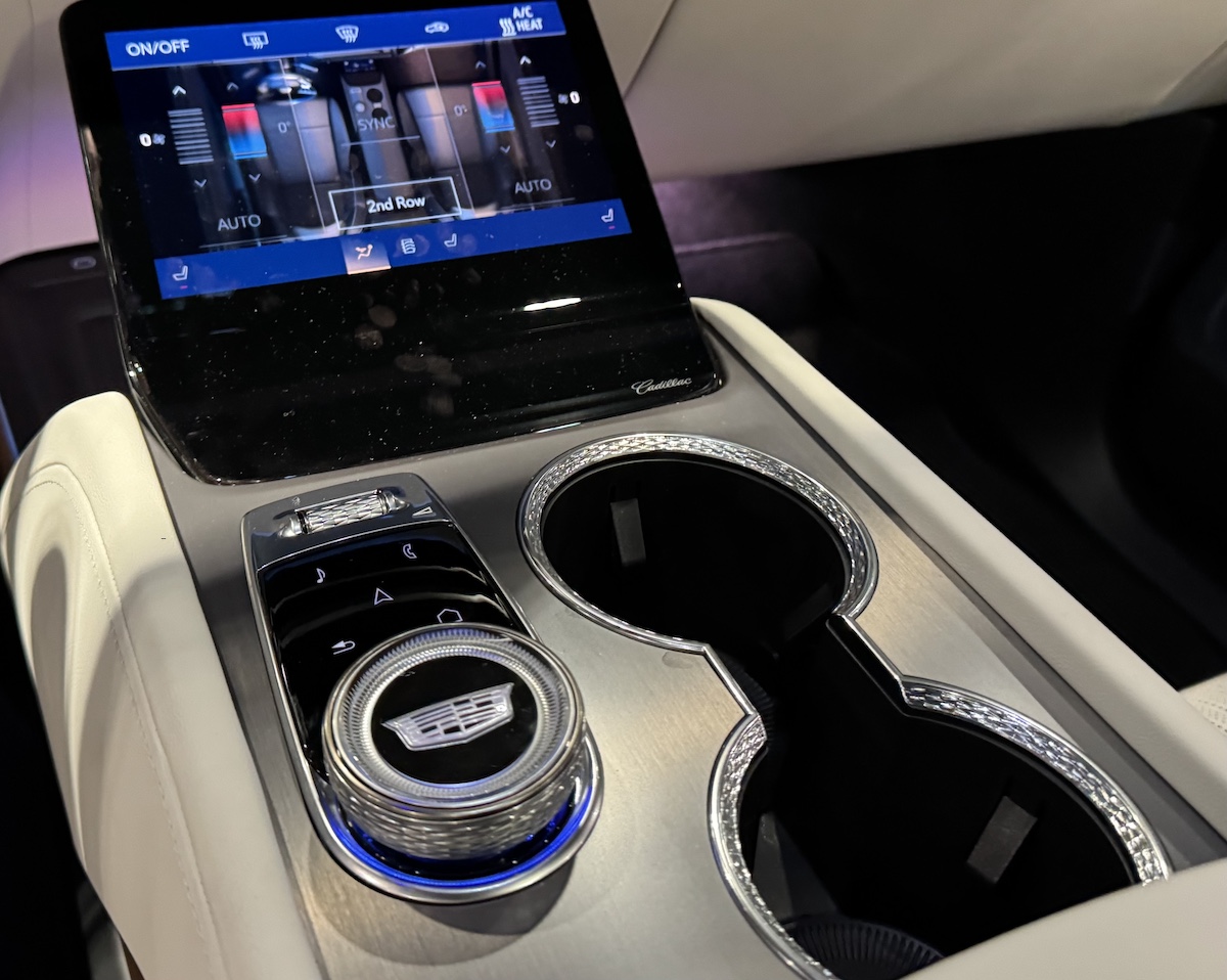 The Cadillac Vistiq is the Luxury Electric 3 Row SUV We've Been Dreaming Of 7 The Badge On The Liftgate Opens The Hatch In The Cadillac Vistiq