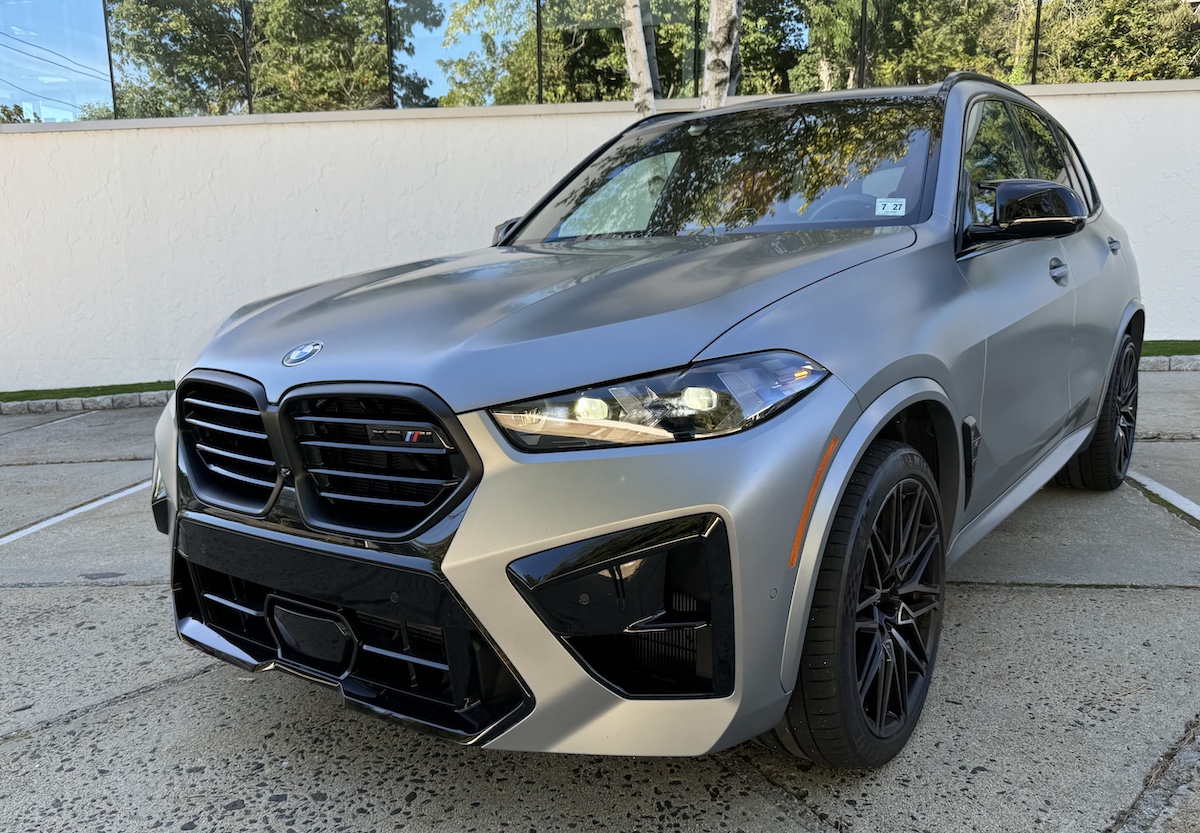 The Front End Of The 2024 Bmw X5 M