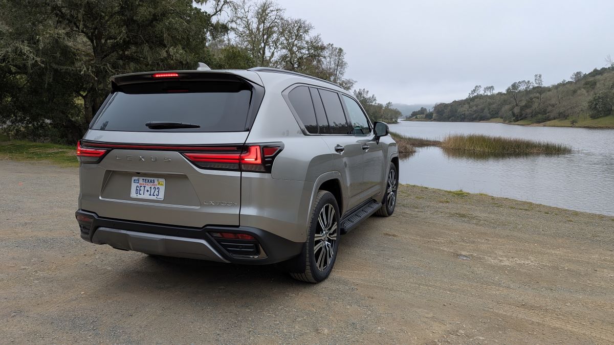Lexus LX vs GX: How These Luxury Off-Roaders are Different, and How To Choose 7 The 2025 Lexus Lx 700H Luxury Edition