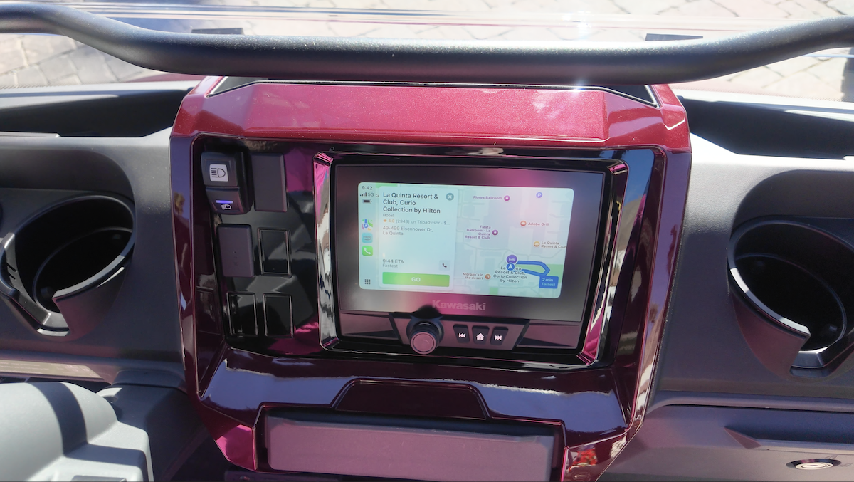 A Full Color Display In The Kawasaki Nav 4E Electric Cart Allows You To Connect To Apple Carplay And Android Auto