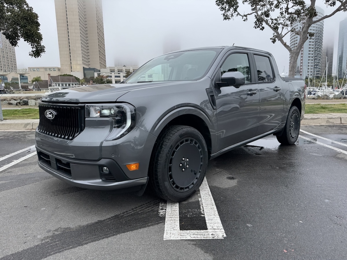 Which 2025 Ford Maverick is Best: Hybrid AWD or Lobo Street Truck? We Drove Them Both 3 A Side View Of The He Ford Maverick Lobo