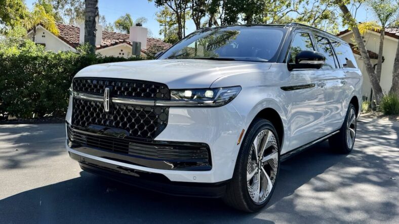 The 2025 Lincoln Navigator
