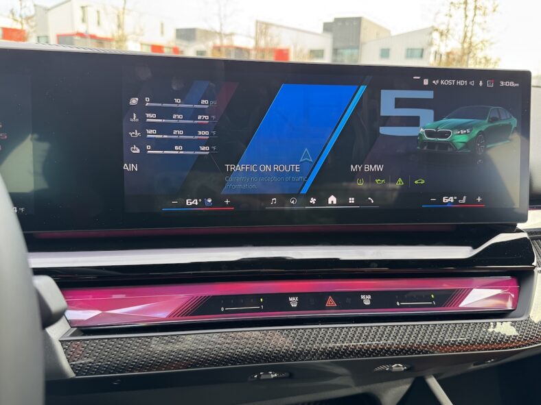 We Took the 2025 BMW M5 For a Spin. Here's What You Need to Know Before Plunking Down $141K 6 The New Multimedia System In The 2025 Bmw M5