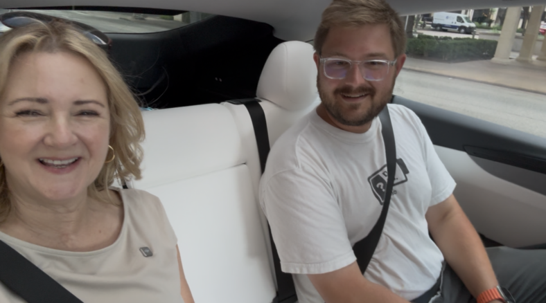 I Took a Tesla Robotaxi Around Austin and This is What It’s Like—And Why I Feel Safe 4 The Start Screen On The Tesla Robotaxi App