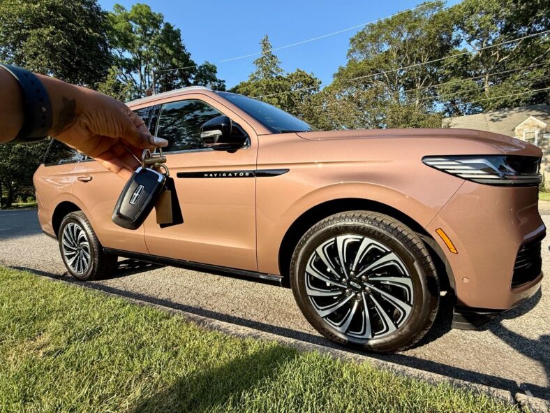 The 2025 Lincoln Navigator Black Label