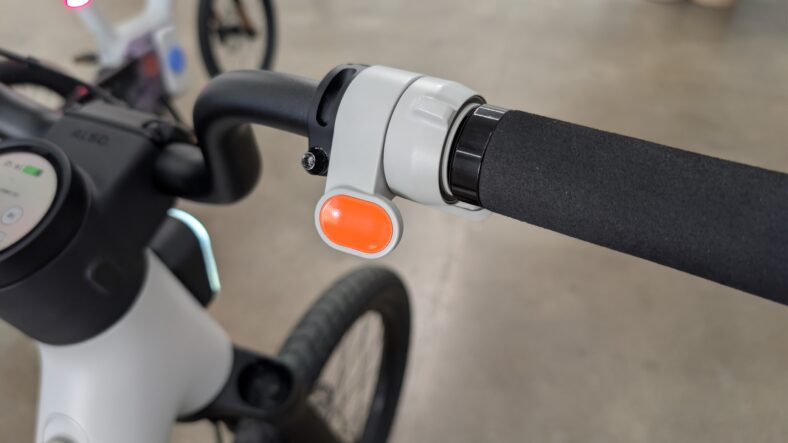 The Throttle On The Tm-B E-Bike That Allows Riders To Cruise Unassisted At 25 Mph