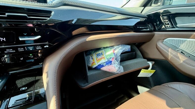 The Personal Hygiene And Wellness Items I Keep In My Car