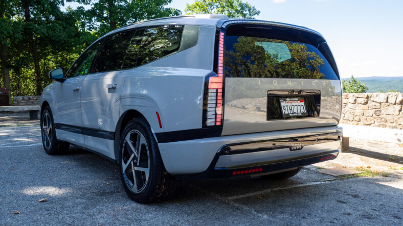 The Rear Quarter End Of The 2026 Hyundai Ioniq 9 Calligraphy