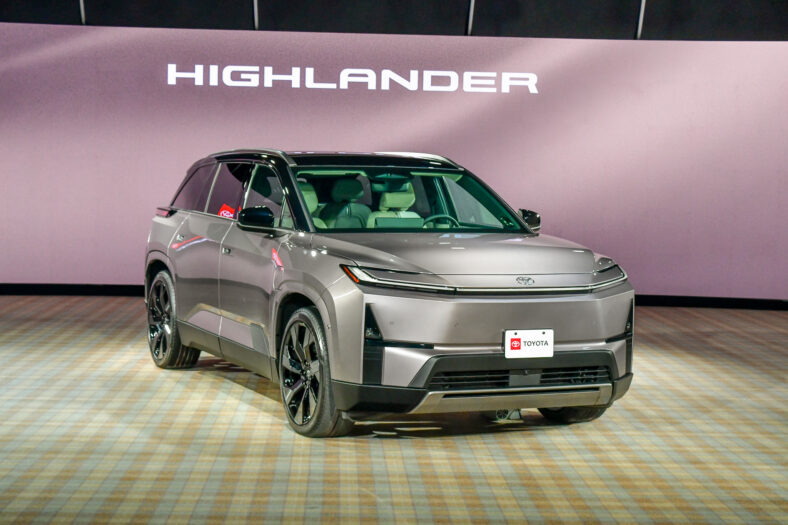 The Front End Of The 2027 Toyota Highlander Ev