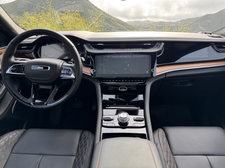 The Front Cabin In The 2026 Jeep Grand Cherokee